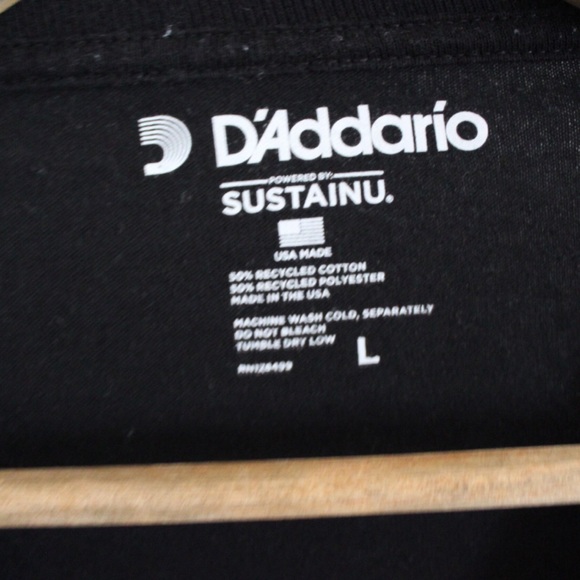 D’Addario Logo Guitar Shirt Sleeve Top Large - Picture 4 of 4